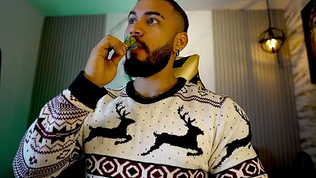 Snapshot of jaxon_colton chatting on 12-20-25, 12:29 jaxon colton online show from 12-20-25, 12:29