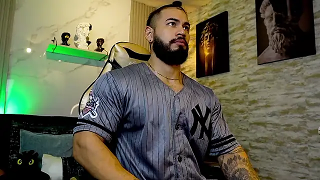 Snapshot of jaxon_colton chatting on 01-10-26, 01:29 jaxon colton online show from 01-10-26, 01:29