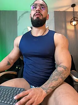 Snapshot of jaxon_colton chatting on 02-04-26, 07:53 jaxon colton online show from 02-04-26, 07:53