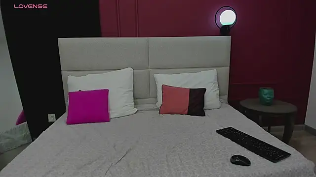 Snapshot of MonikaCharming chatting on 02-21-25, 01:22 MonikaCharming online show from 02-21-25, 01:22