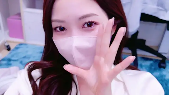 oxo yuna oxo online show from 12-28-24, 11:41