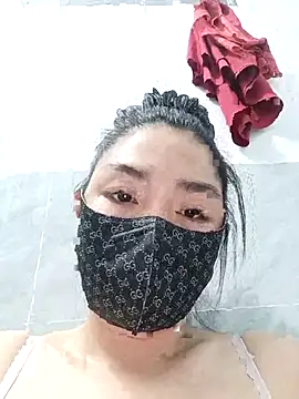 girldam95 online show from 12-04-25, 12:36