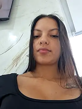 Snapshot of Daila_20_ chatting on 03-16-26, 04:44 Daila 20 online show from 03-16-26, 04:44