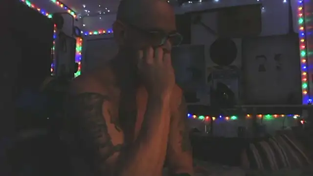 Buffshagswell online show from 12-19-25, 10:11