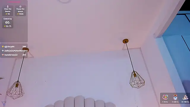 Snapshot of Jimena_White_ chatting on 01-10-25, 05:47 Jimena White online show from 01-10-25, 05:47