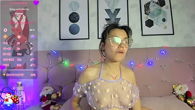 Snapshot of yukki_kuran chatting on 12-19-24, 06:01 yukki kuran online show from 12-19-24, 06:01