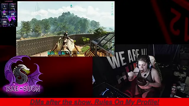 Snapshot of Rae-Suon chatting on 01-11-26, 01:21 Rae-Suon online show from 01-11-26, 01:21