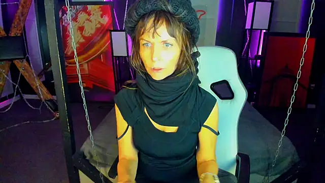 Elizabe th online show from 01-19-25, 11:53