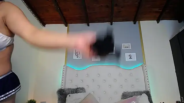 Snapshot of dante_ferraraa chatting on 02-27-26, 10:21 dante ferraraa online show from 02-27-26, 10:21