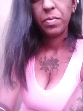 Snapshot of Temptressqeen chatting on 02-06-26, 03:55 Temptressqeen online show from 02-06-26, 03:55