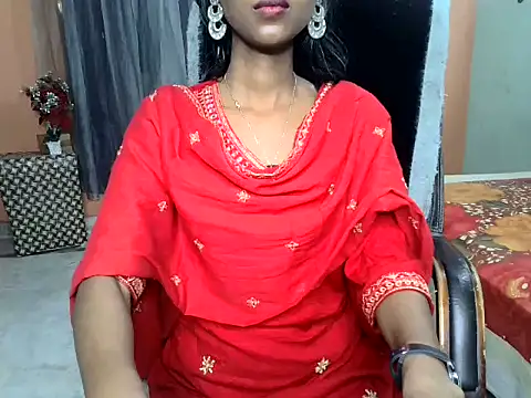 Snapshot of Sabjivali chatting on 02-19-25, 10:45 Sabjivali online show from 02-19-25, 10:45