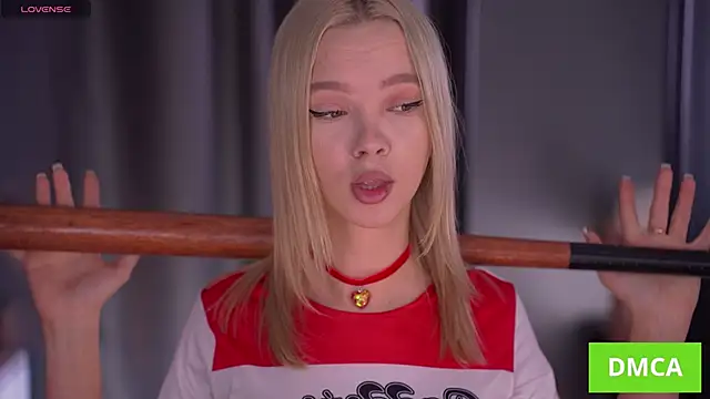  AlinaBailey online show from 10-26-25, 07:58