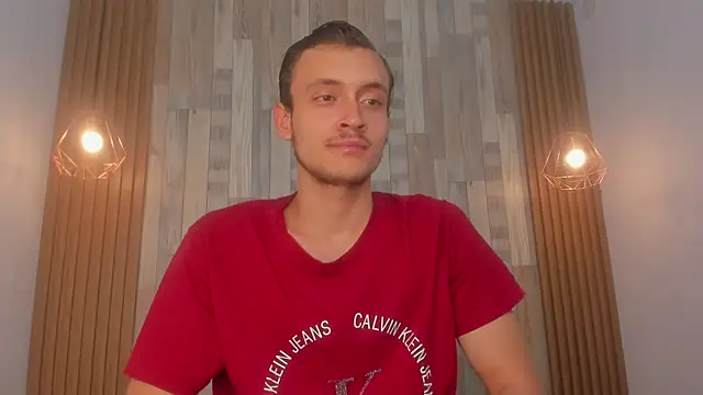 Snapshot of Desmon_Clark chatting on 01-24-25, 04:27 Desmon Clark online show from 01-24-25, 04:27