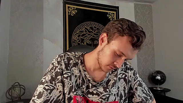 Snapshot of Desmon_Clark chatting on 02-02-25, 02:48 Desmon Clark online show from 02-02-25, 02:48