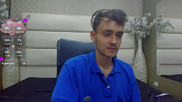 Snapshot of Desmon_Clark chatting on 03-09-25, 07:34 Desmon Clark online show from 03-09-25, 07:34