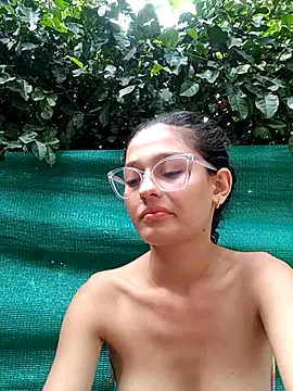 Snapshot of Ary-18 chatting on 02-19-25, 02:12 Ary-18 online show from 02-19-25, 02:12