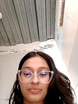 Snapshot of Ary-18 chatting on 03-17-25, 01:50 Ary-18 online show from 03-17-25, 01:50