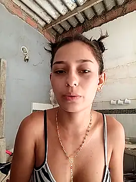 Snapshot of Ary-18 chatting on 09-10-25, 01:55 Ary-18 online show from 09-10-25, 01:55