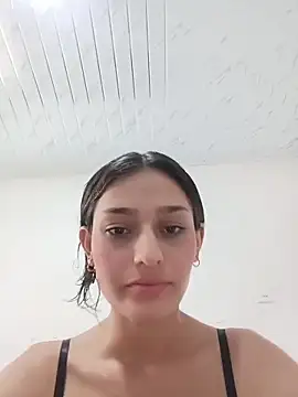 Snapshot of Ary-18 chatting on 10-01-25, 07:42 Ary-18 online show from 10-01-25, 07:42