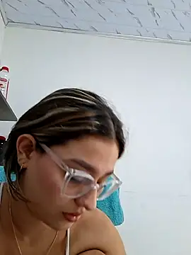 Snapshot of Ary-18 chatting on 01-31-26, 07:45 Ary-18 online show from 01-31-26, 07:45