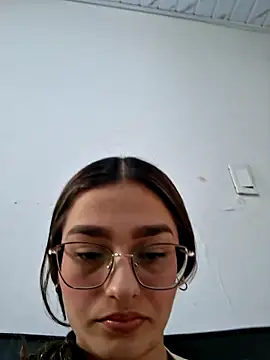 Snapshot of Ary-18 chatting on 02-14-26, 01:41 Ary-18 online show from 02-14-26, 01:41