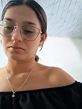 Snapshot of Ary-18 chatting on 03-07-26, 02:03 Ary-18 online show from 03-07-26, 02:03