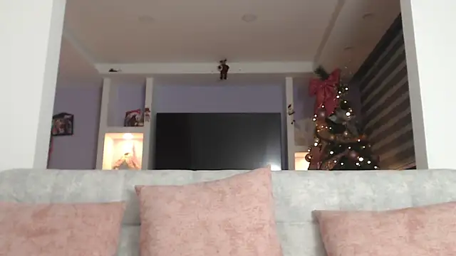 Snapshot of millyrosse chatting on 11-29-25, 02:58 millyrosse online show from 11-29-25, 02:58