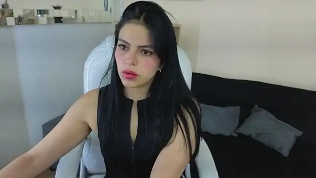 Snapshot of Eliie_Ruizz chatting on 10-29-25, 09:27 Eliie Ruizz online show from 10-29-25, 09:27