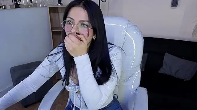 Snapshot of Eliie_Ruizz chatting on 11-07-25, 09:59 Eliie Ruizz online show from 11-07-25, 09:59