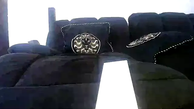 Snapshot of Niquitasparkles chatting on 11-19-25, 07:19 Niquitasparkles online show from 11-19-25, 07:19