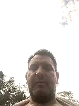 Snapshot of RogueTraveler chatting on 02-23-25, 09:26 RogueTraveler online show from 02-23-25, 09:26