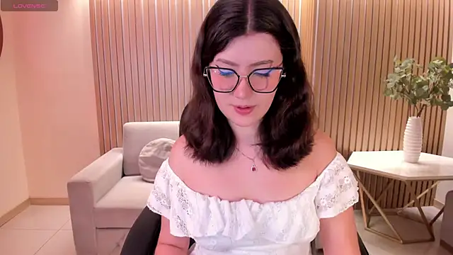 AmberFarrell online show from 07-25-26, 08:06