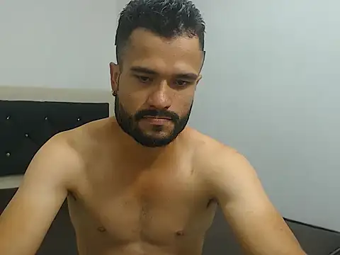 Snapshot of yeikonnht chatting on 03-28-26, 12:10 yeikonnht online show from 03-28-26, 12:10