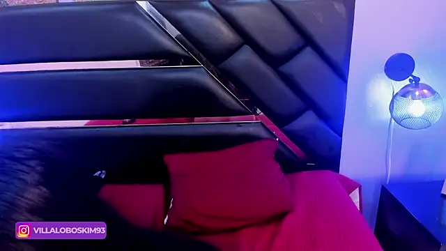 Snapshot of KimberlyVillaLobos chatting on 02-18-25, 05:53 KimberlyVillaLobos online show from 02-18-25, 05:53