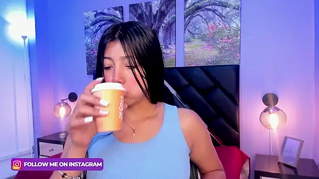 Snapshot of KimberlyVillaLobos chatting on 02-28-25, 11:47 KimberlyVillaLobos online show from 02-28-25, 11:47