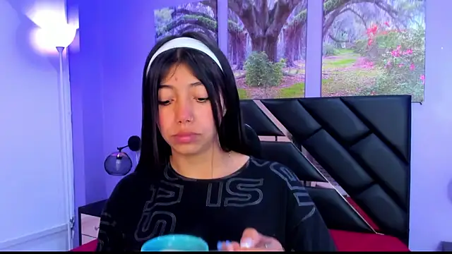 Snapshot of KimberlyVillaLobos chatting on 09-17-25, 11:34 KimberlyVillaLobos online show from 09-17-25, 11:34