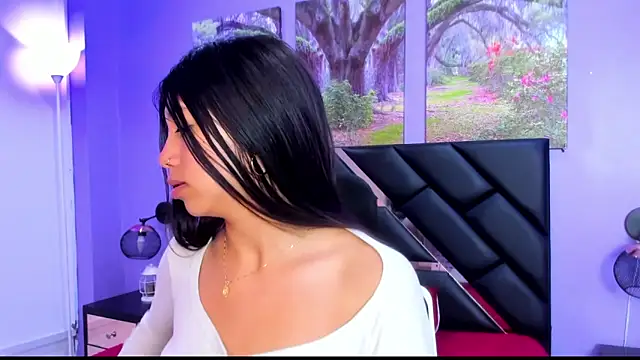 Snapshot of KimberlyVillaLobos chatting on 09-19-25, 01:56 KimberlyVillaLobos online show from 09-19-25, 01:56