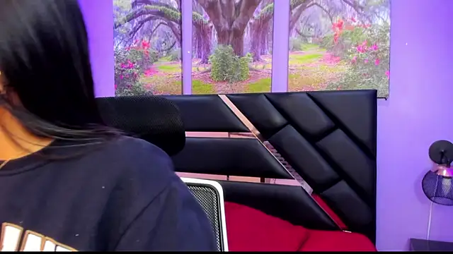 Snapshot of KimberlyVillaLobos chatting on 09-20-25, 11:33 KimberlyVillaLobos online show from 09-20-25, 11:33