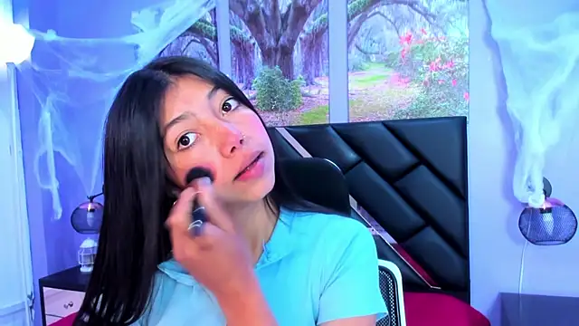 Snapshot of KimberlyVillaLobos chatting on 10-23-25, 11:31 KimberlyVillaLobos online show from 10-23-25, 11:31