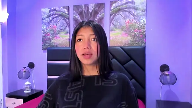 Snapshot of KimberlyVillaLobos chatting on 11-17-25, 11:38 KimberlyVillaLobos online show from 11-17-25, 11:38