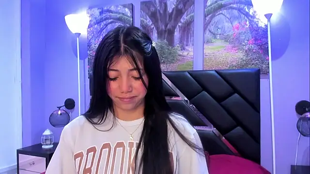 Snapshot of KimberlyVillaLobos chatting on 01-13-26, 11:37 KimberlyVillaLobos online show from 01-13-26, 11:37