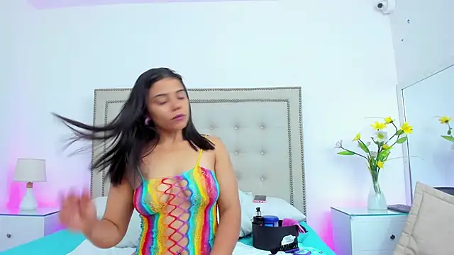 Snapshot of JulieeHabubu chatting on 03-13-26, 03:24 JulieeHabubu online show from 03-13-26, 03:24