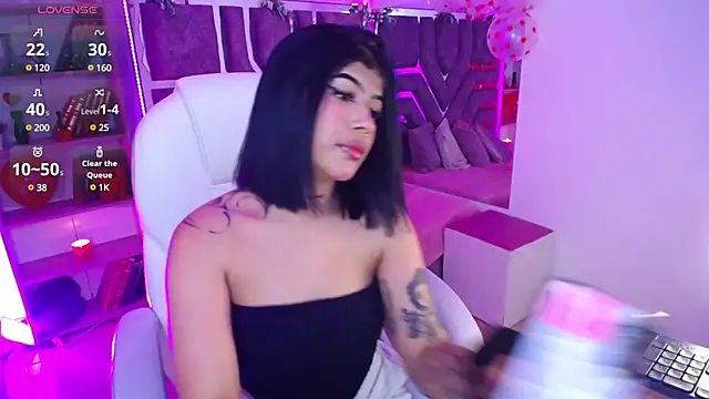 AliceWalker 11 online show from 02-10-25, 08:10