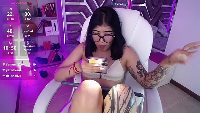 AliceWalker 11 online show from 03-05-25, 11:05