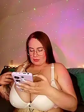 Snapshot of soofy__ chatting on 02-18-26, 03:46 soofy online show from 02-18-26, 03:46