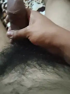 Snapshot of ElWeUltimO chatting on 02-08-26, 04:05 ElWeUltimO online show from 02-08-26, 04:05