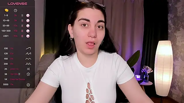 hannacheekss  online show from 02-19-25, 02:01