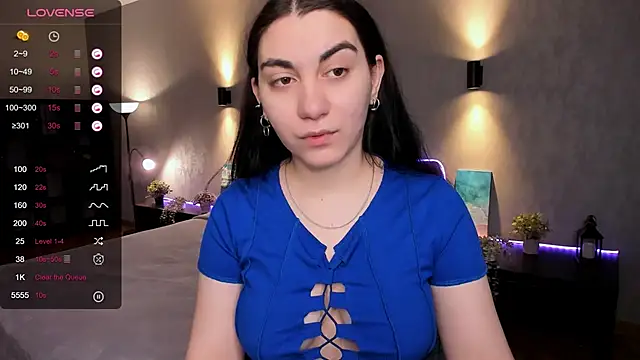 hannacheekss  online show from 03-04-25, 02:17