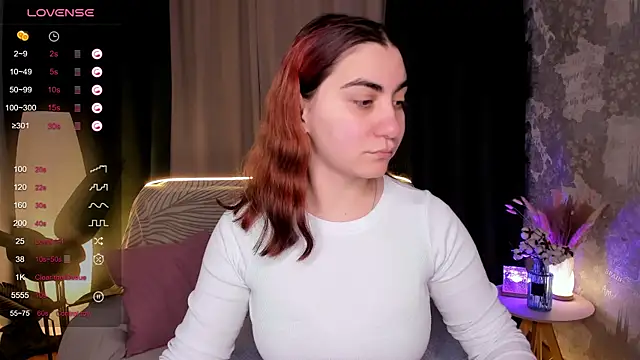 hannacheekss  online show from 10-14-25, 02:12