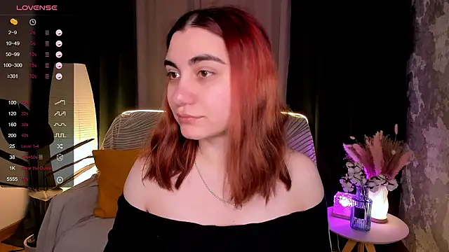 Snapshot of hannacheekss_ chatting on 02-04-26, 02:06 hannacheekss online show from 02-04-26, 02:06